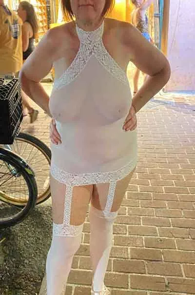 Nina Skjønhaug